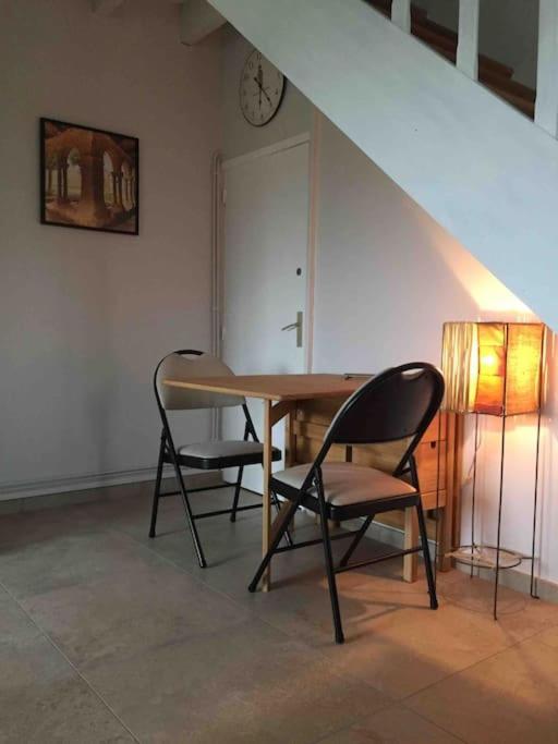 Maison Calme Au Coeur Des Vignes Sainte-Colombe  ภายนอก รูปภาพ